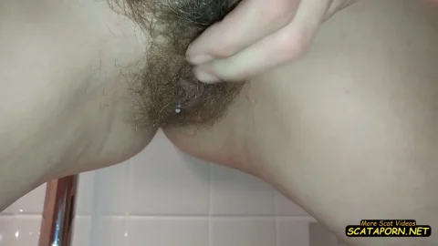 11 August 2022- CandieCane – Public Porn Convention Pee and Surprise Poop – Amateurs