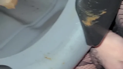 19 June 2023- Portapottyqueen – Human toilet used by train tracks