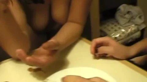 24 May 2023- Three lesbians hot scat breakfast – Amateurs