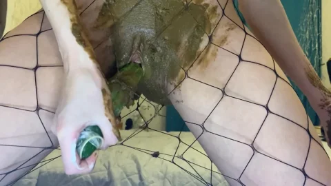 6 May 2023- p00girl – cucumber fuck, poop, smear, ate a dirty cucumber – Amateurs