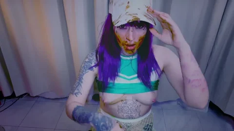 9 May 2023- DirtyBetty – Pooping Cap Madness – Amateurs