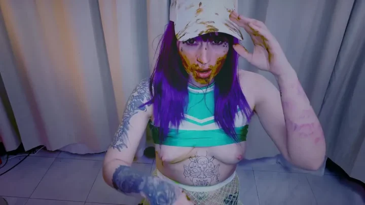 9 May 2023- DirtyBetty – Pooping Cap Madness – Amateurs