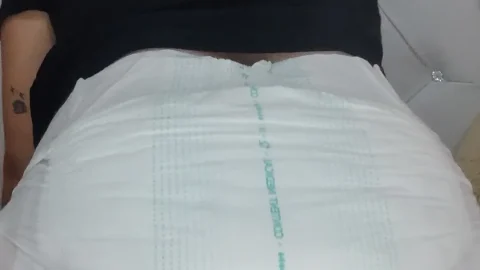 9 May 2023- My little laura makes poop evelyncooper – Amateurs