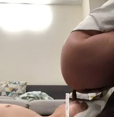 Asian Femdom – Eating Shit, Slapped, Worshiping Feet, Sitting On The Face, Peeing