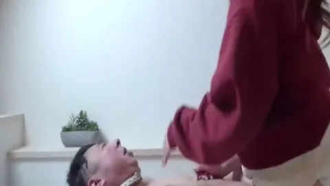 Chinese Scat Love – Goddess Sat On His Face To Scat And Made Him Lick Clean