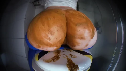 DirtyBetty – King size female monster poop