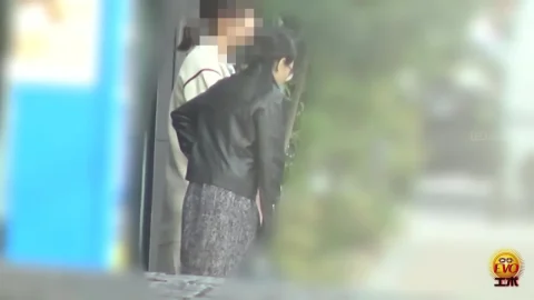 [EE-753] Extremely fast dash to the toilet! Girls rushing through the streets to take a poop. The urge to defecate is unbearable! P3