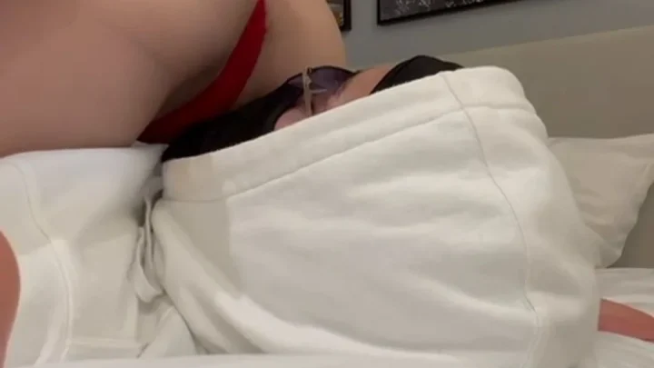 Farting Lena – Lena OnlyFans 43