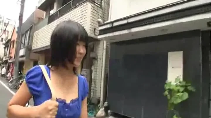 Fetidistrojp – Peeing in Her Pants Outdoors!