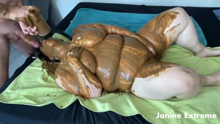 JanineExtreme – Creamy Monday Part I MP4 / HD 960p