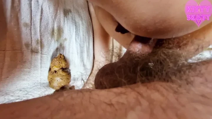 Kitty Skatt – POV After-Poop Anal in Bed