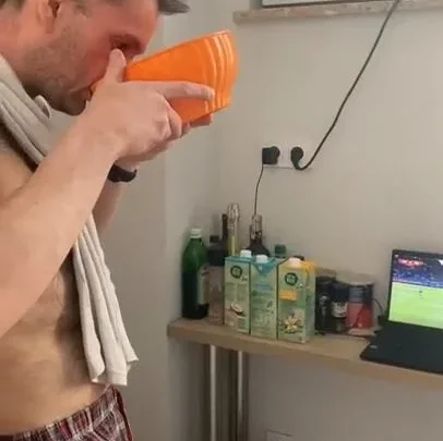 Mistress Jardena – Surprise for football fan