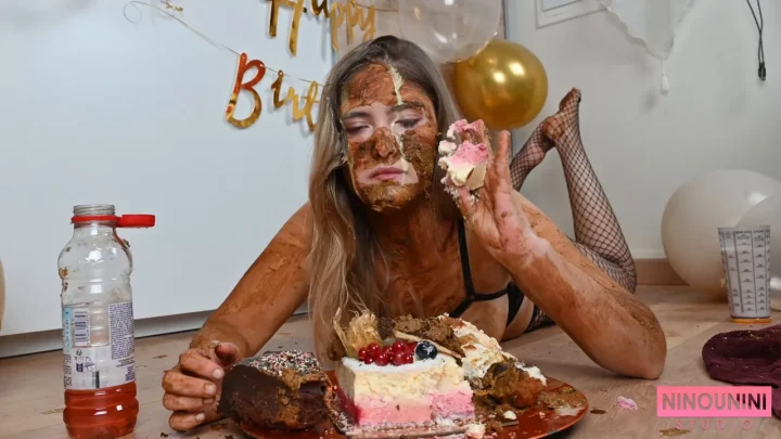 Ninounini – I EAT MY SHIT