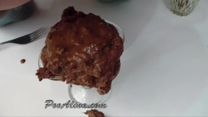 PooAlina – Morning Dinner is served!
