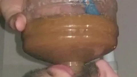 SSBBW Queen Siya – Chugging LITERS of my poop-flavored pee MP4 / HD 720p
