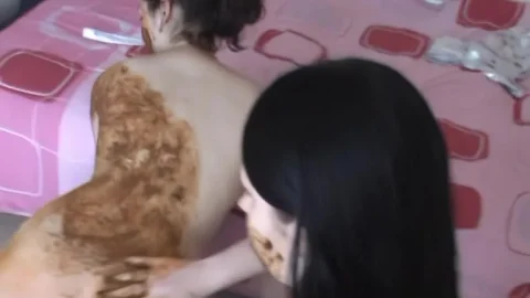 ScatSlammers – Amateur Scat movie