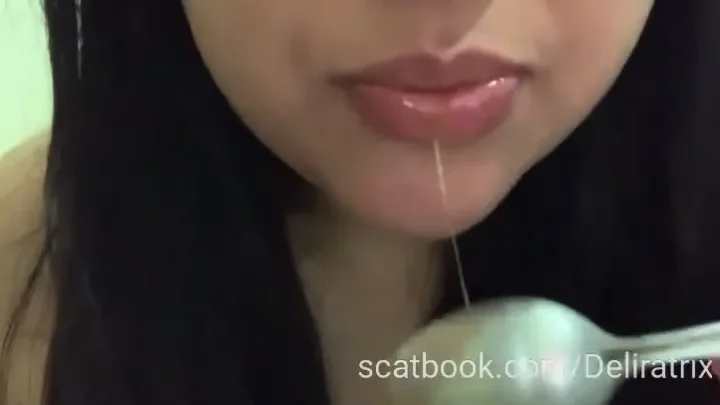 Scat Girl eating fresh shit. P1