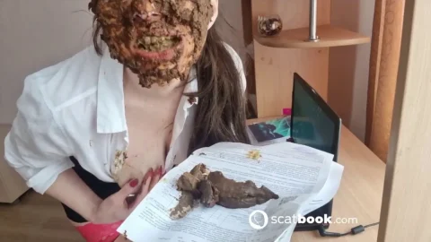 Scat Lina – Crazy dirty secretary