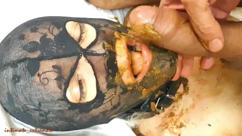 Scat session on white mattress