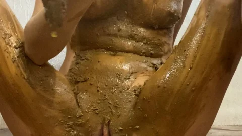 p00girl – a cone in my ass, I put it in my mouth