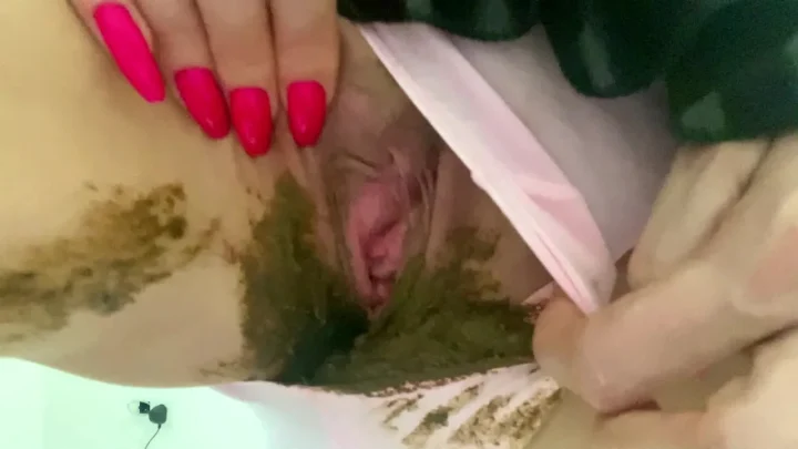 thefartbabes – Poop Birthday Lunch In Panties